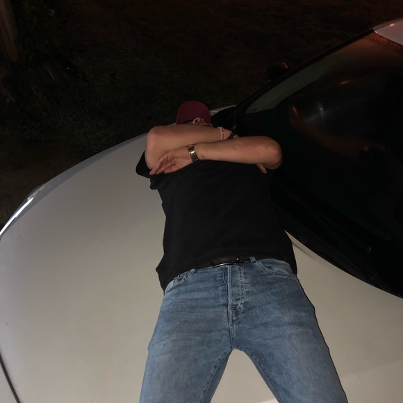 Meet your Posher, Brandon - Picture 1 of 1